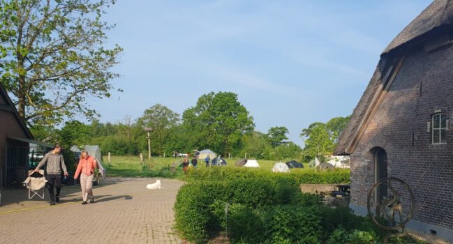 Kom kamperen op De Hommelhoeve!