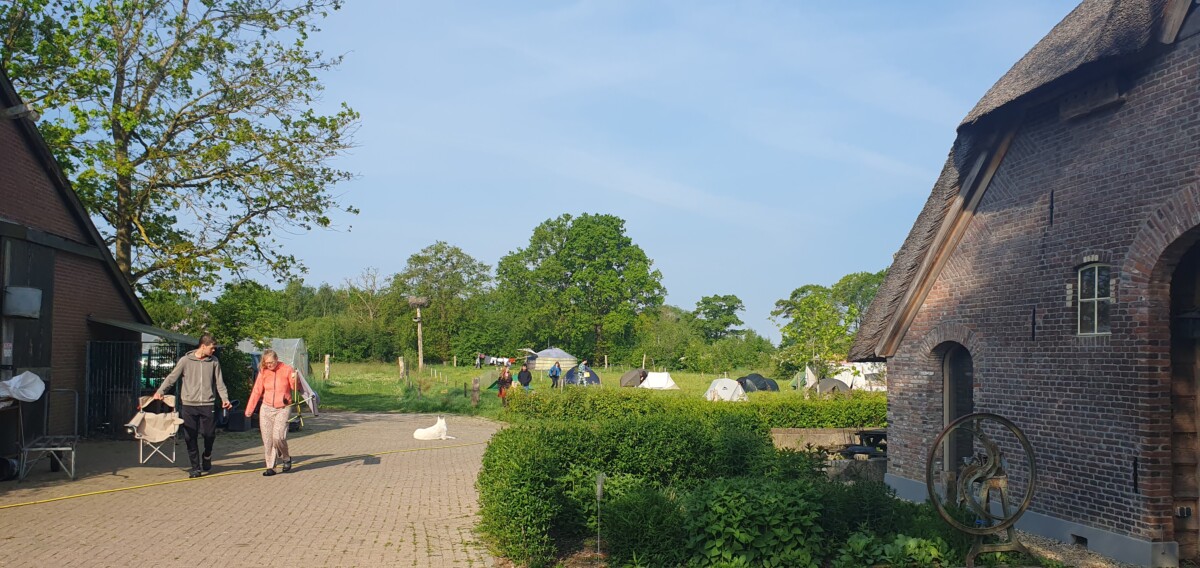 Kom kamperen op De Hommelhoeve!